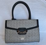 Cartera Guess