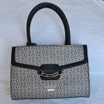 Cartera Guess