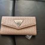 Billetera Guess Mujer